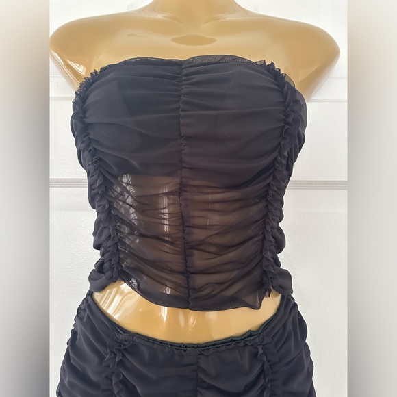 Gorgeous sheer set with no tags - Picture 1 of 5